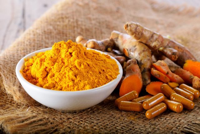 artrite reumatoide curcuma