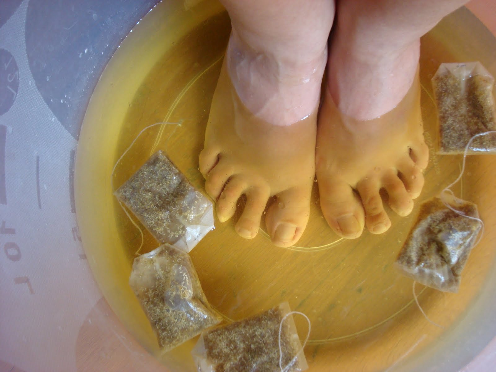 10 Rimedi naturali per trattare ed eliminare il piede d'atleta