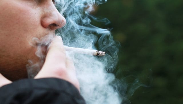 Smettere di fumare: Ecco cosa accade da 20 minuti a 20 anni dopo aver smesso