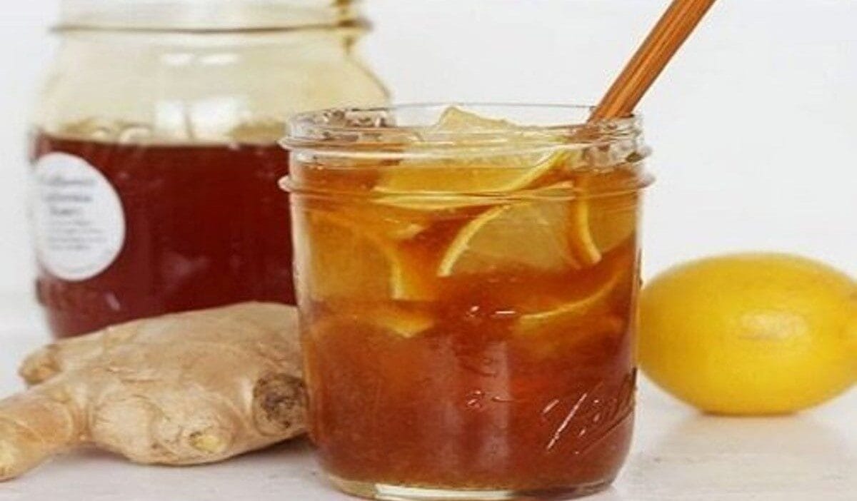 Bevanda contro l'influenza, tosse e mal di gola