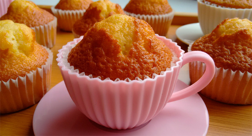 I muffins all’arancia e vaniglia, un dolce morbido e dietetico con sole 110 calorie!