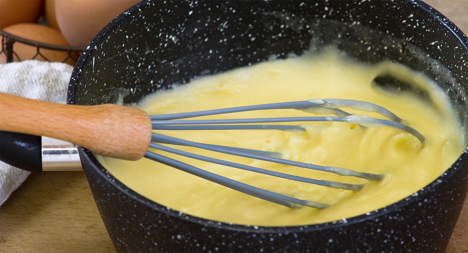 Crema pasticcera all'uva