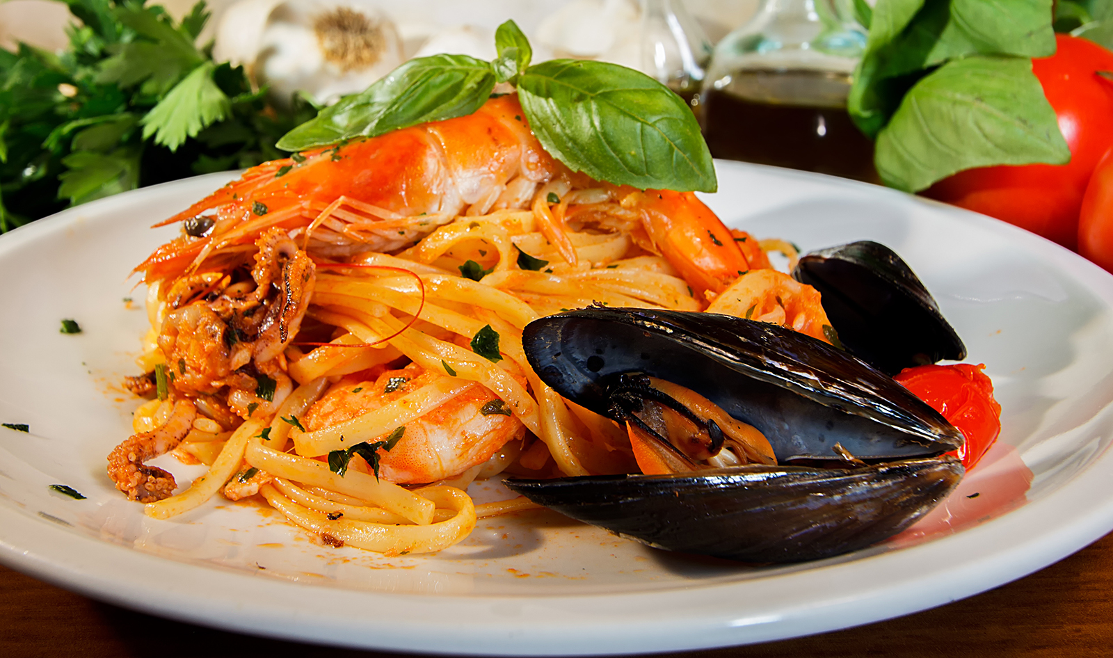 Linguine allo scoglio al cartoccio