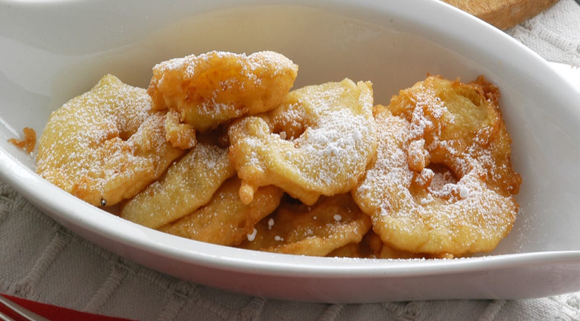Ciambelle di mele al forno senza burro e zucchero