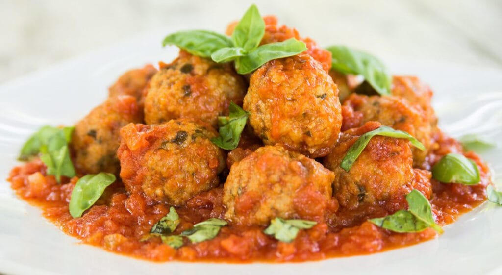 Polpette dietetiche al sugo con fiocchi d’avena, senza sensi di colpa. Solo 50 Kcal!