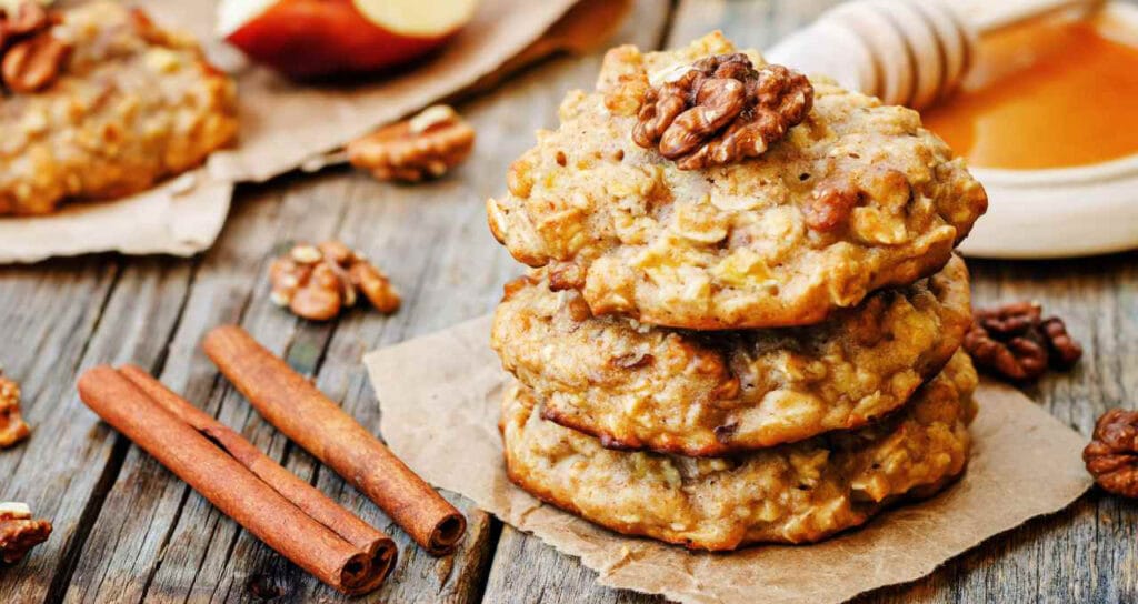 Biscotti alle mele e miele SENZA burro, uova e latte, davvero squisiti. Solo 55 calorie!