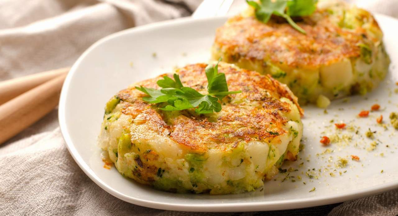 Cotolette di zucchine e patate al forno