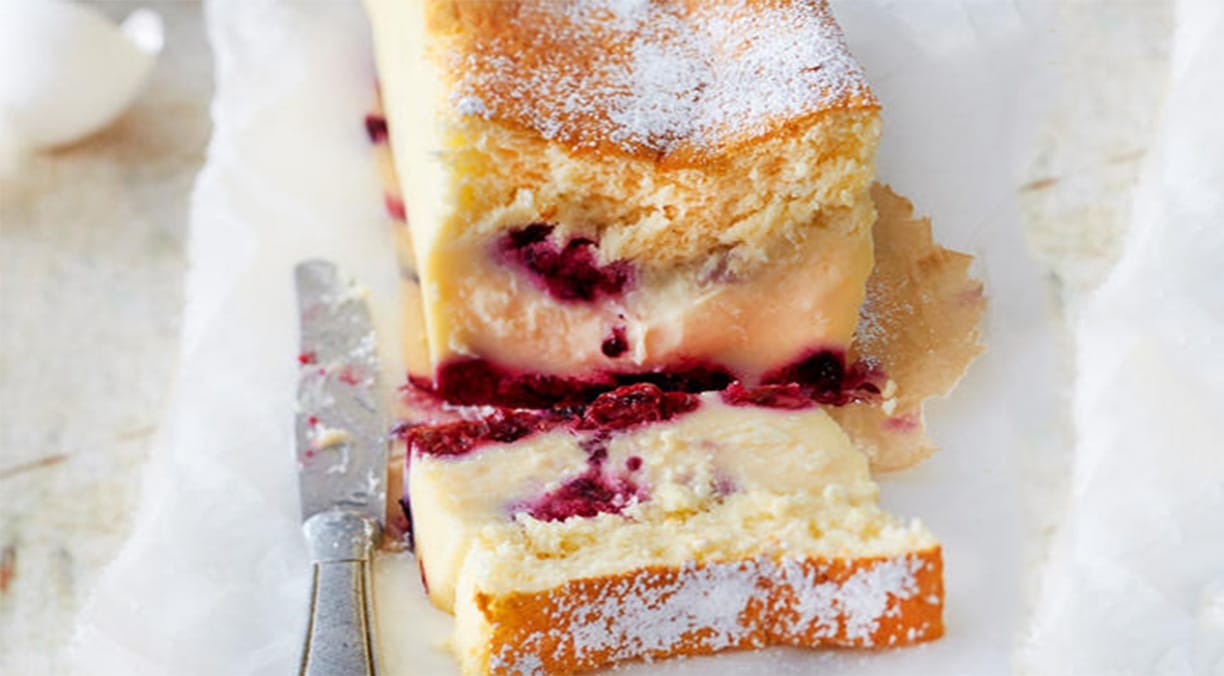 Plumcake allo yogurt e frutti di bosco