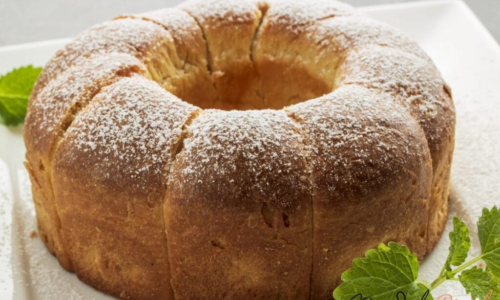 Il ciambellone della suocera, un dolce light da inzuppare a colazione. Ha solo 170 Kcal!