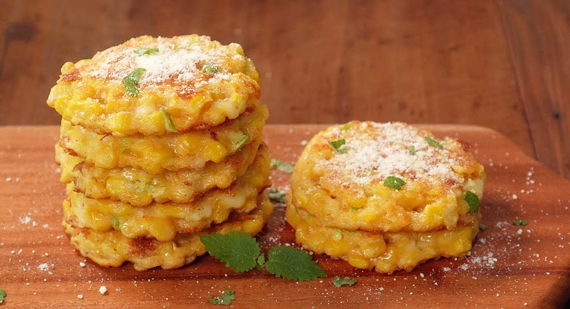 Frittelle di mais al formaggio