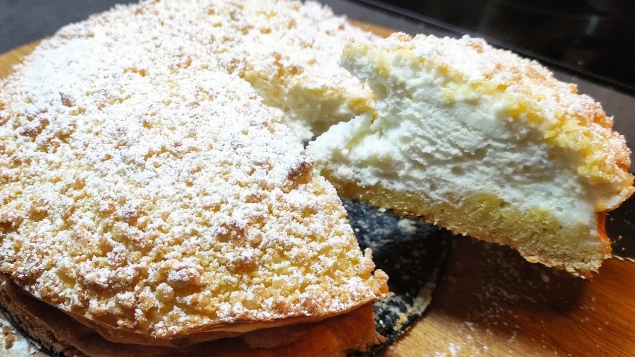 Torta Sirtaki con crema yogurt