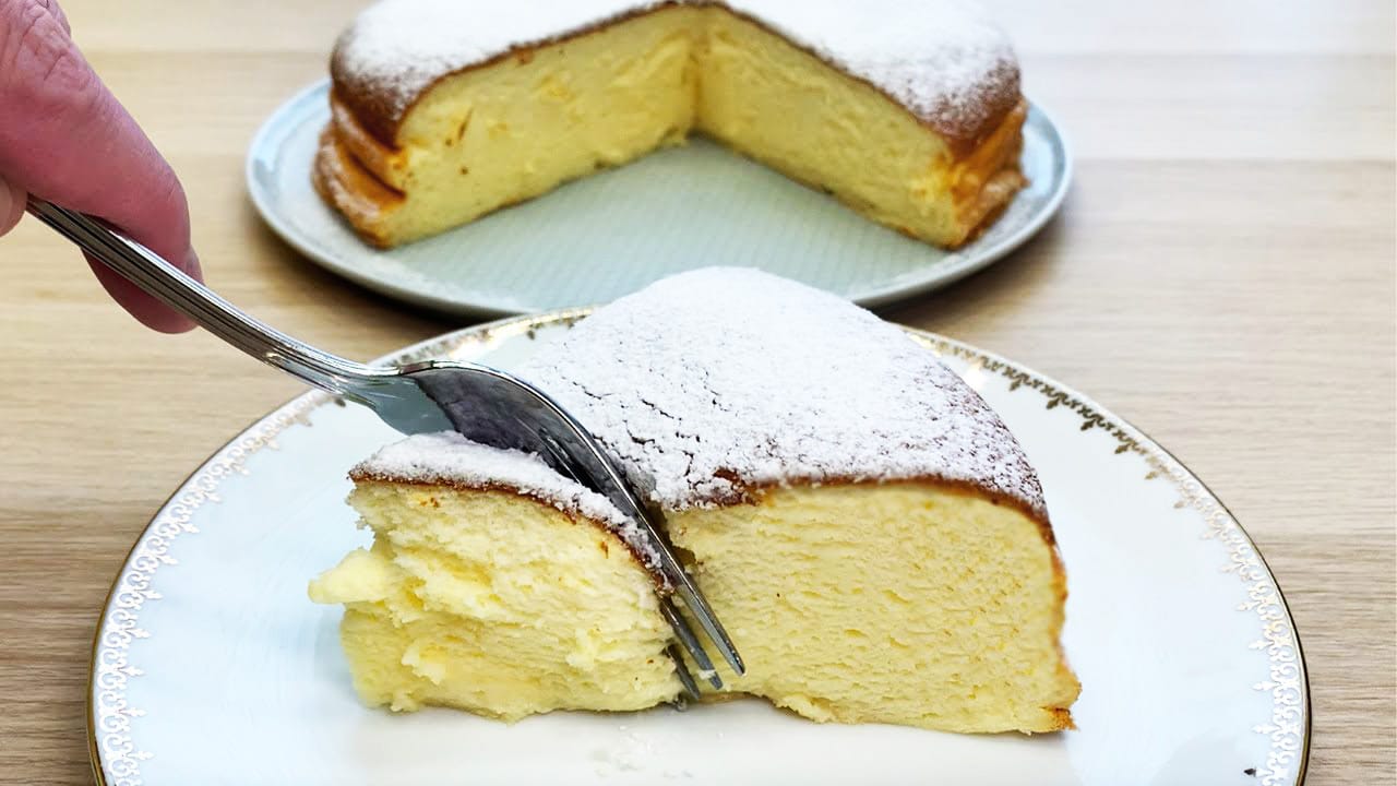 Torta allo yogurt cremosa