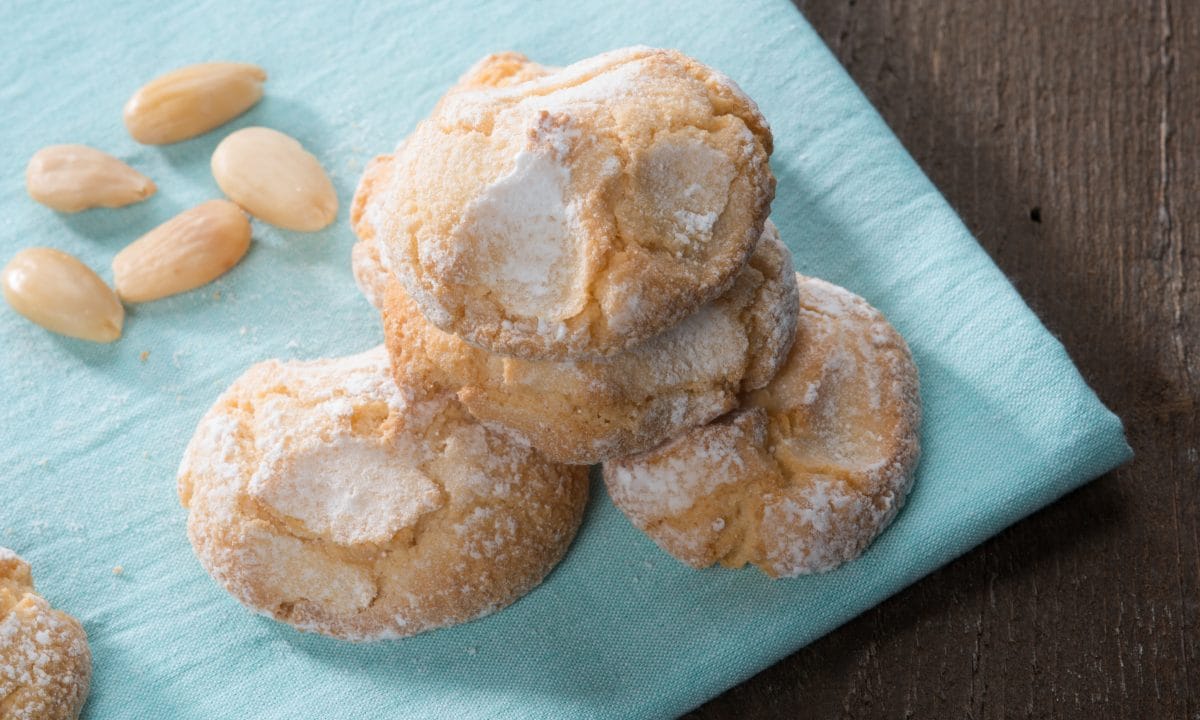 Biscotti al limone e mandorle