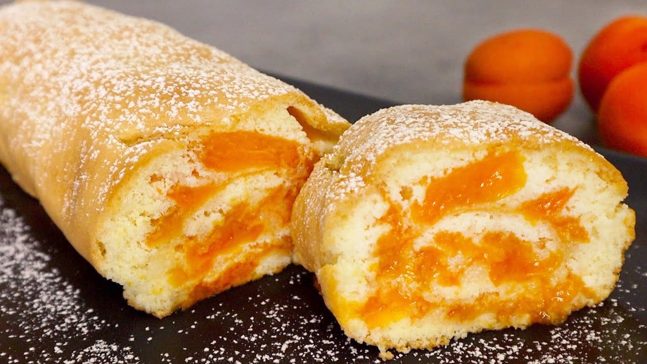 Rotolo di albicocche senza burro e latte