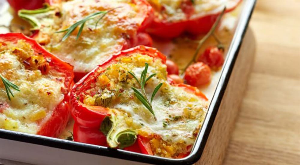 Peperoni ripieni al forno, come farli senza carne e con poche calorie. Solo 320 Kcal!