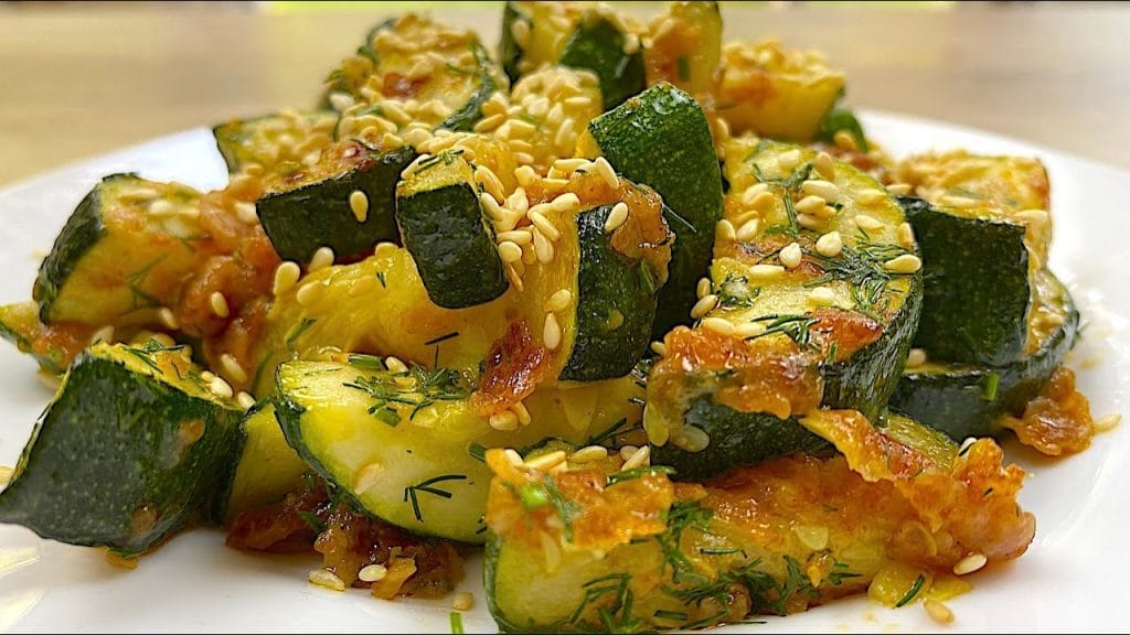 Avete mai provato le zucchine aromatizzate? Sono davvero buonissime e hanno solo 130 Kcal!