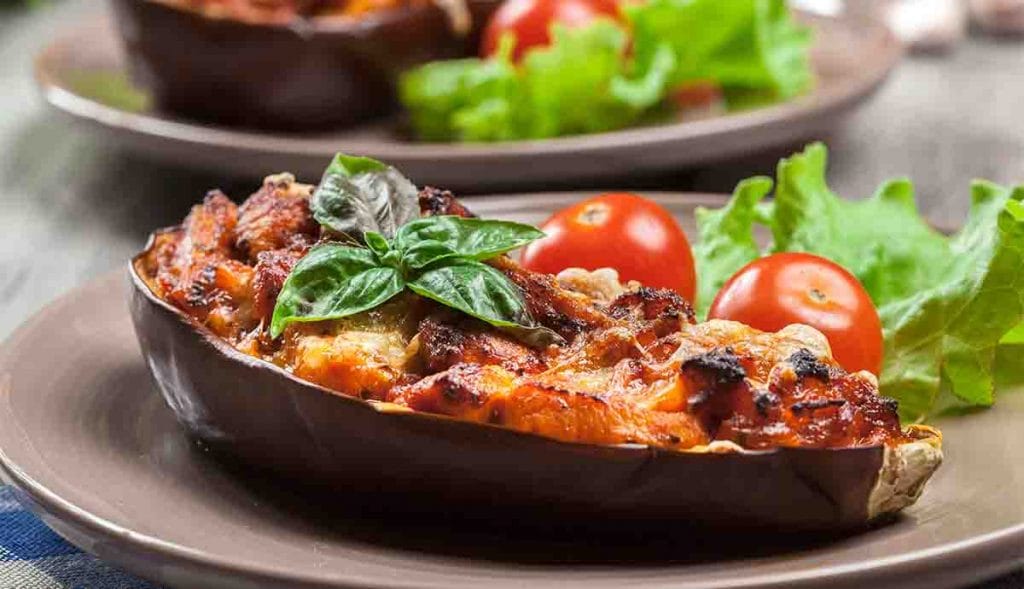 Barchette di melanzane? Si, ma senza carne e al forno, leggerissime. Solo 150 Kcal!