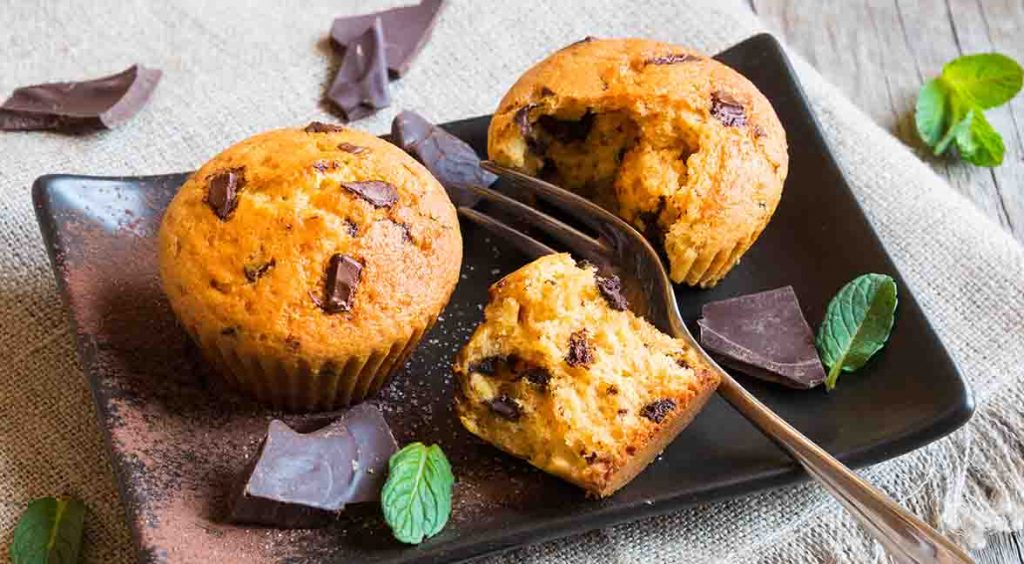I muffin fit e light con gocce di cioccolato, perfetti per la prima colazione. Solo 90 Kcal!