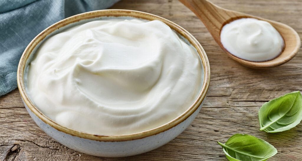 La crema al latte e ricotta senza panna, dietetica e cremosa con sole 85 calorie!