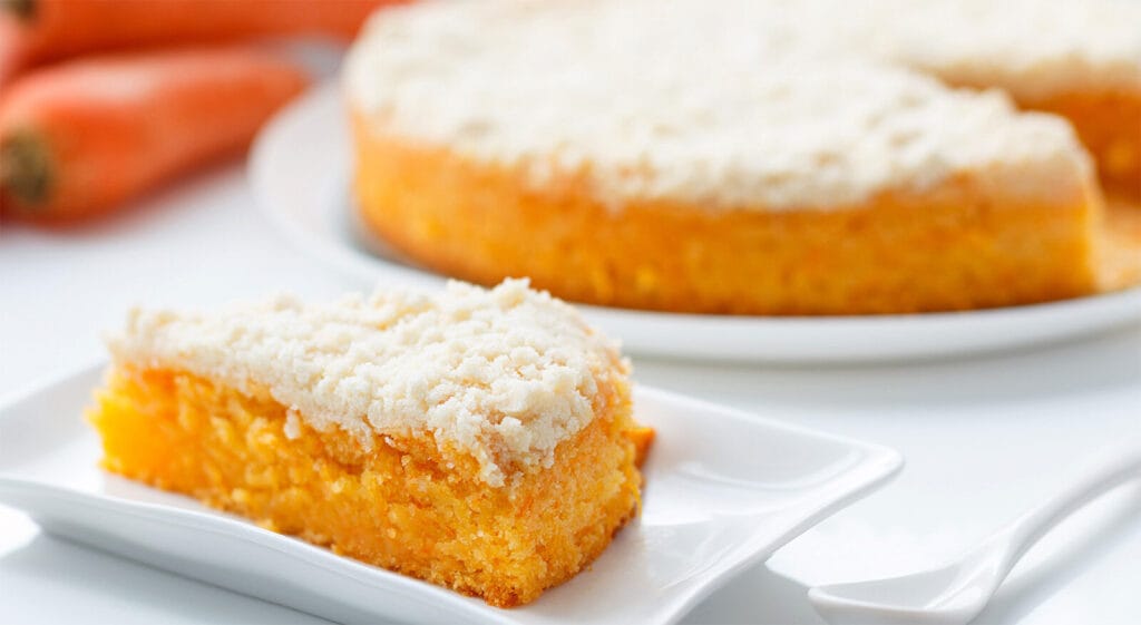 La fantastica torta di mele frullate all’arancia, una vera delizia di sole 170 calorie!