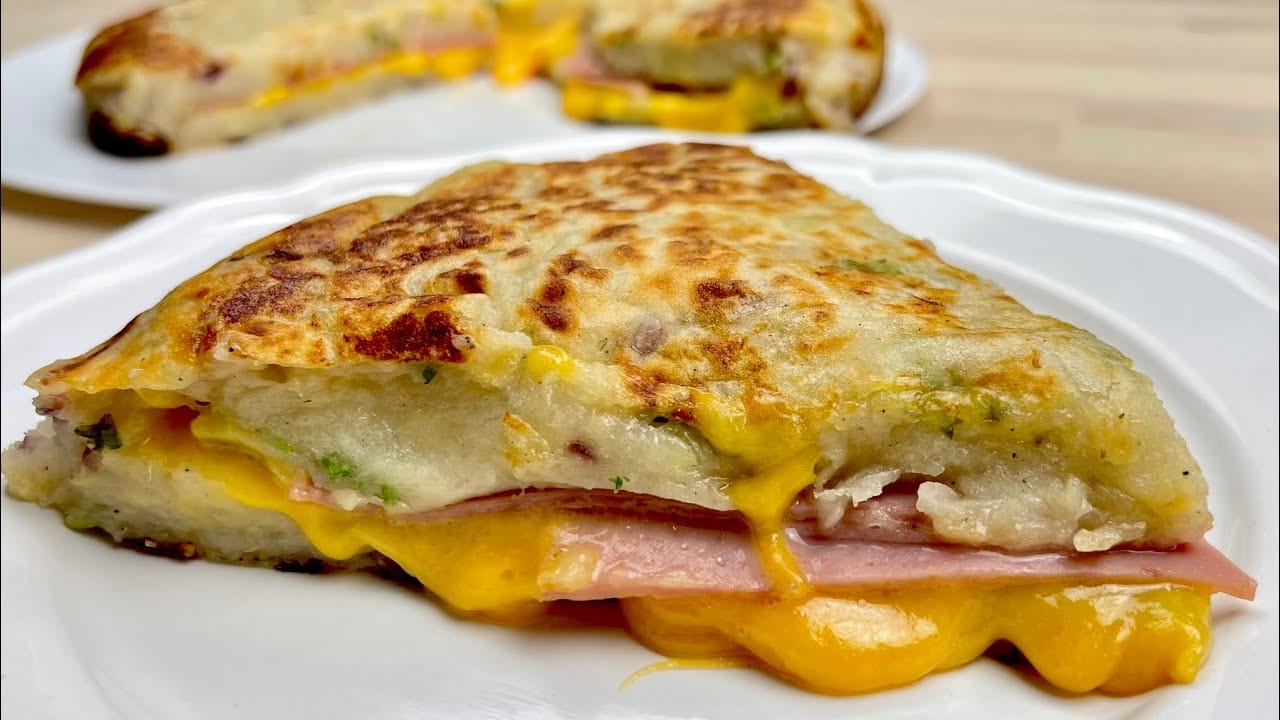 Torta di patate ripiena