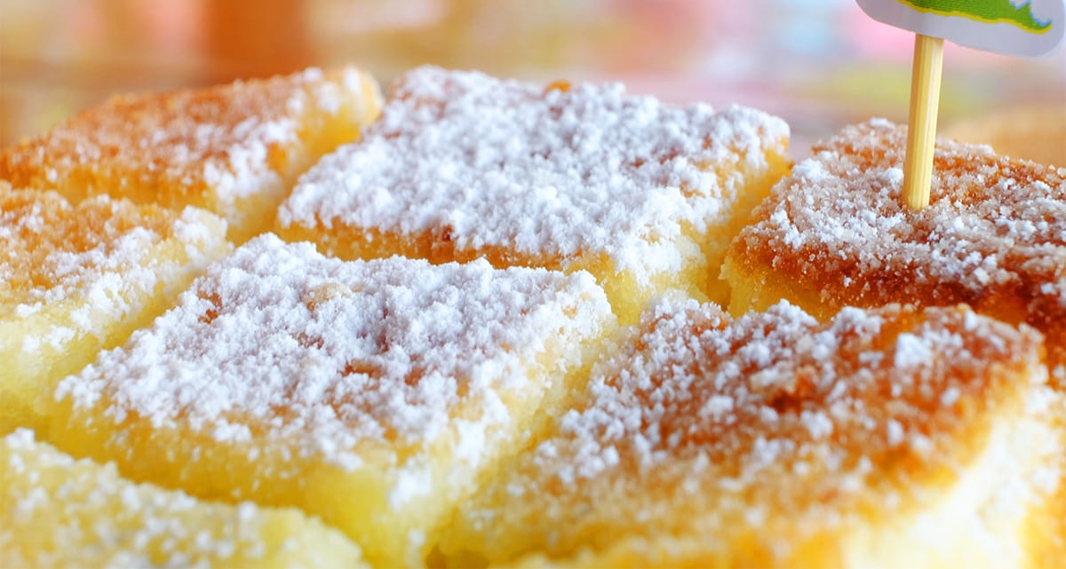 Torta di mele grattugiata