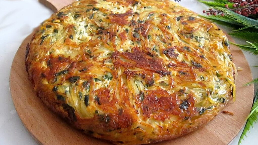 Basta con le patate al forno! Fai questa frittata di patate, è molto meglio (solo 125 Kcal)