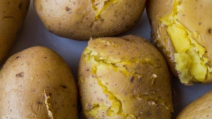 Patate con la buccia