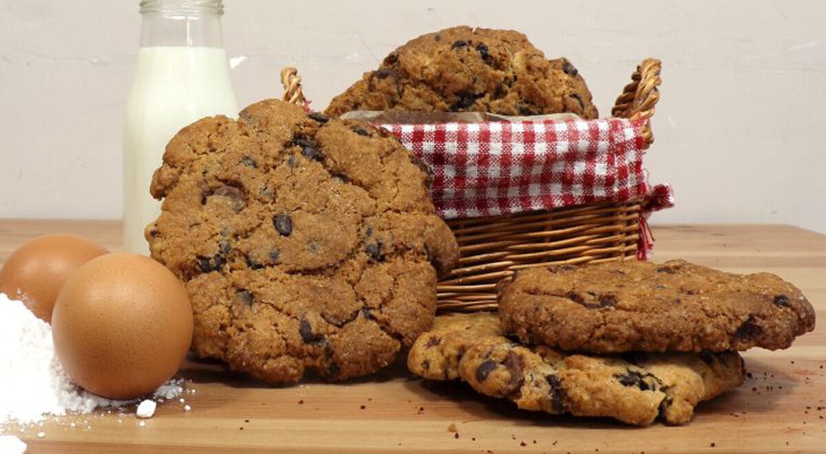 biscotti-di-avena-e-cioccolato-5068609