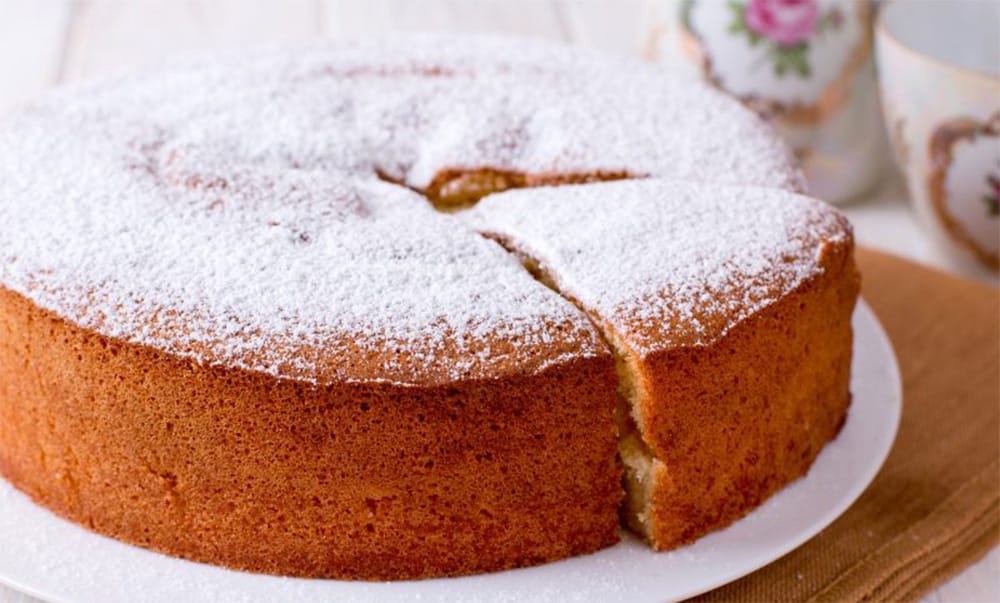 Torta al limone alta e sofficissima 0% glutine, 0% lattosio! Solo 180 calorie