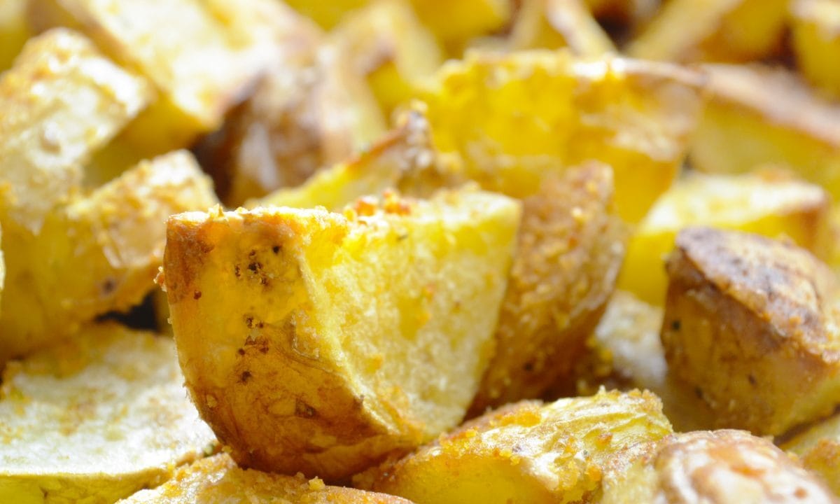 Patate al forno con la buccia