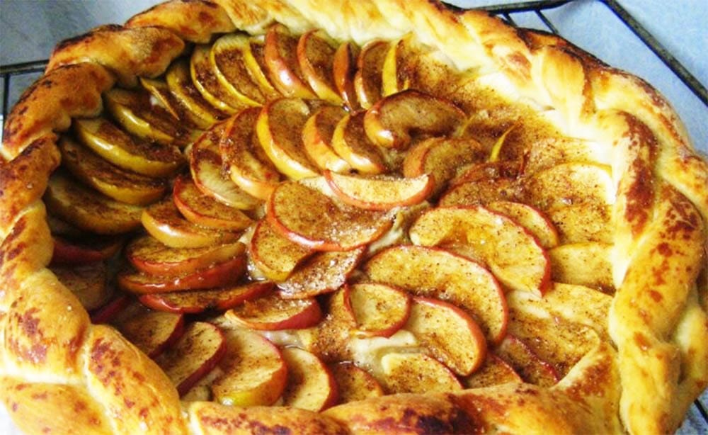 Pizza dolce alle mele