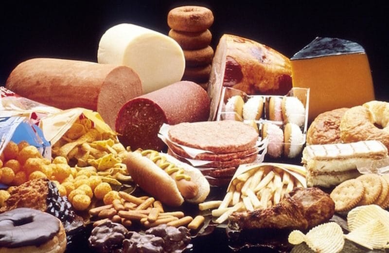 Colesterolo alto, gli alimenti che ne hanno di più