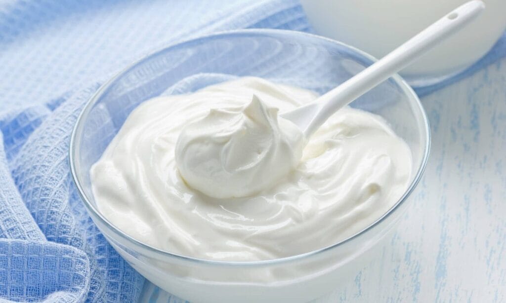 Crema al latte super dietetica, perfetta da mangiare anche al cucchiaio. Solo 140 Kcal!