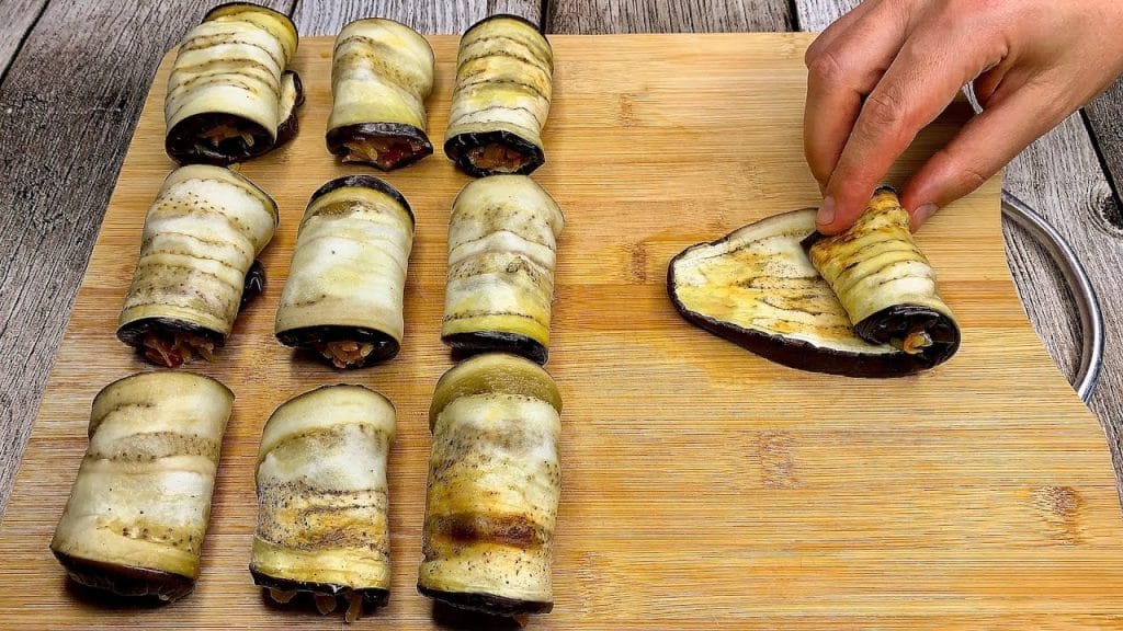 Prepara questo ripieno delizioso e farcisci gli involtini di melanzane. Troppo buono! Solo 65 Kcal