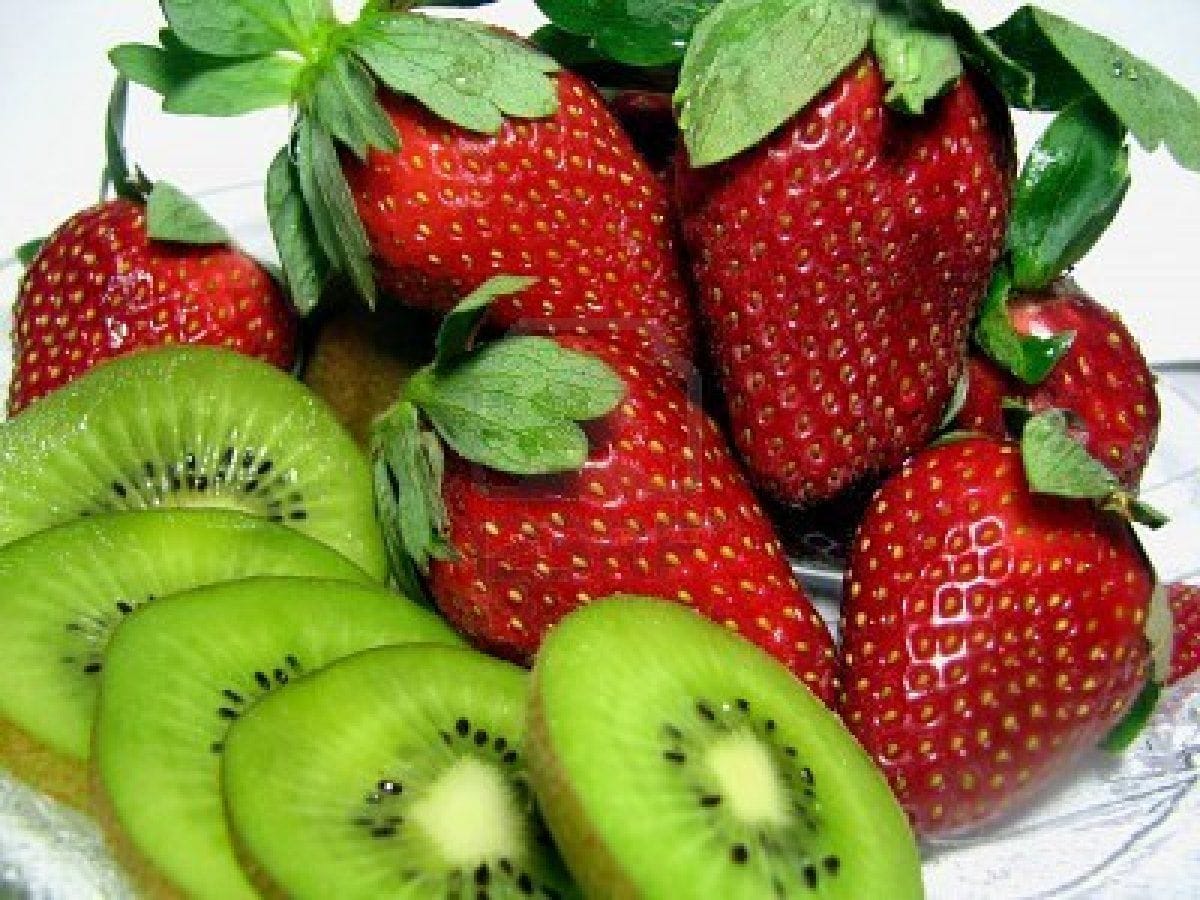 Kiwi e fragole