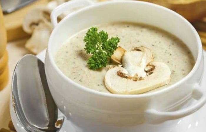 vellutata-di-funghi-8902283
