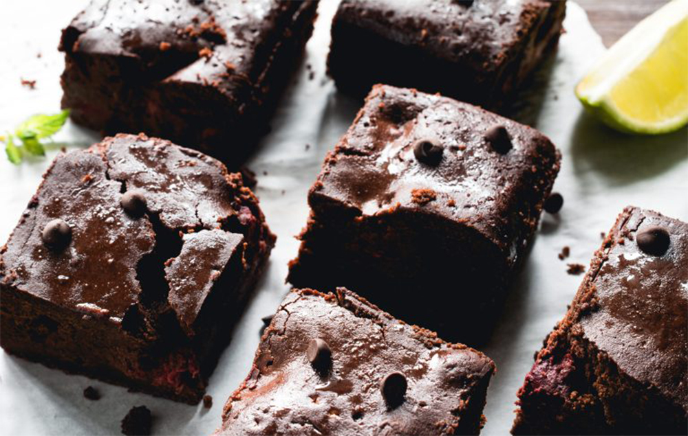 Brownies al cioccolato, ma con un ingrediente segreto! Solo 140 Kcal