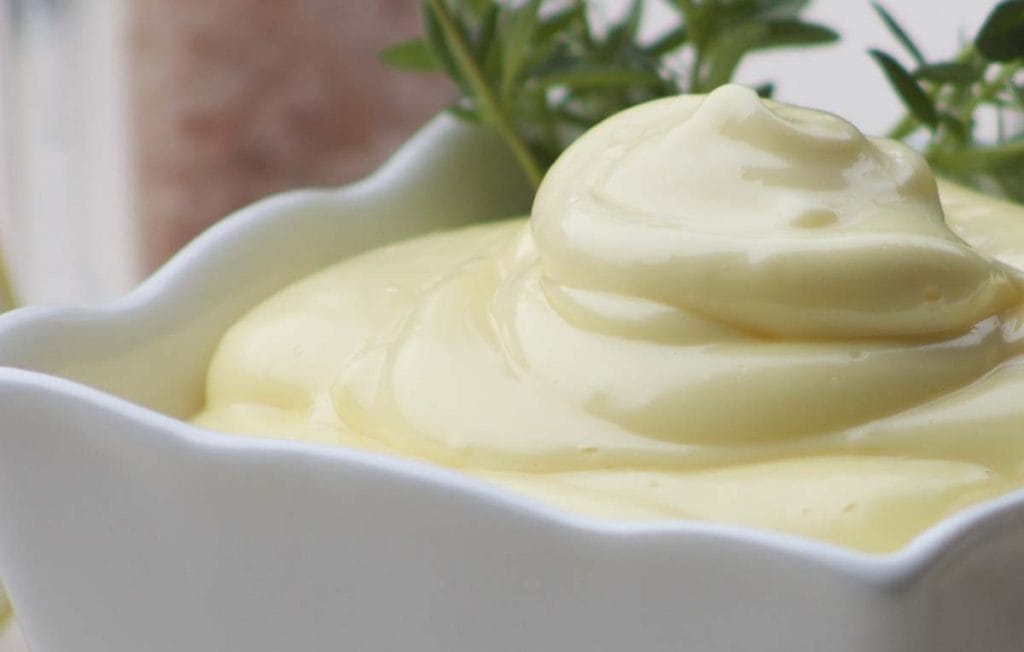 Crema spalmabile alla ricotta, molto più dietetica della maionese e anche più buona. Solo 120 Kcal!