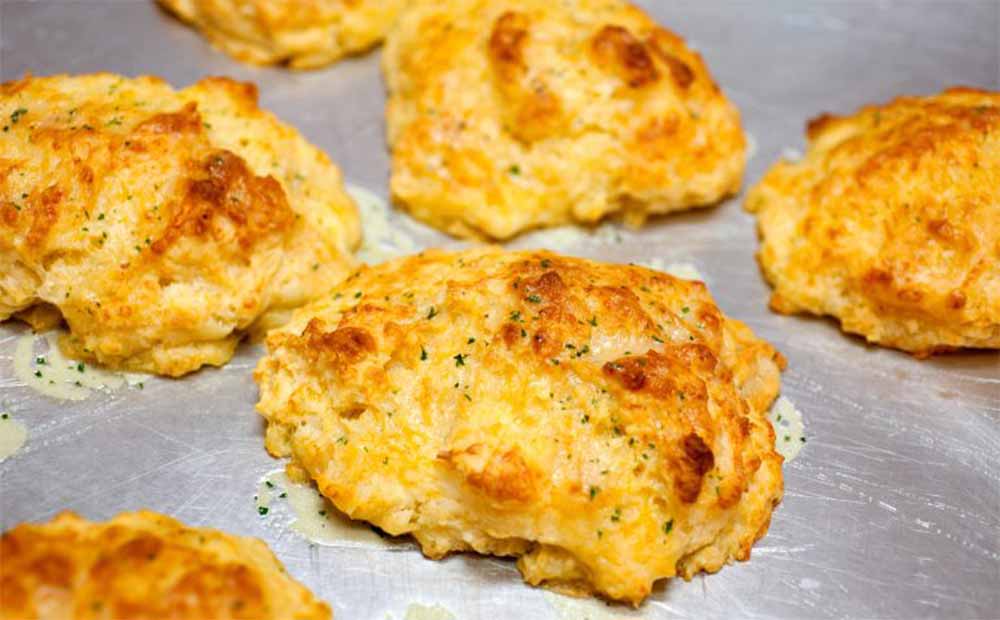 Frittelle salate al forno, non c’è bisogno di friggerle! Più leggere e più saporite, solo 80 calorie