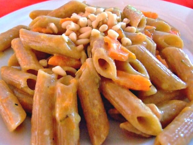 Mangiare i pinoli