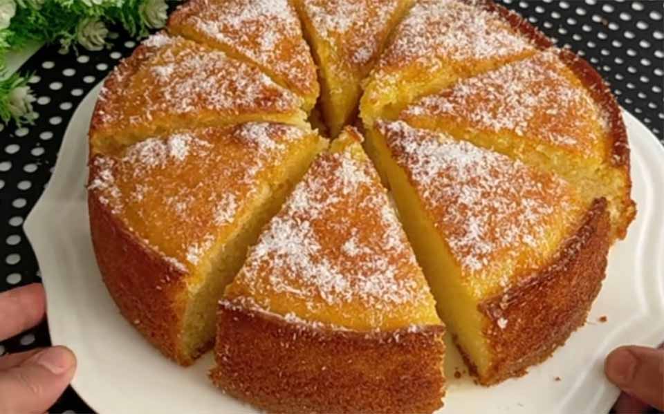 Torta golosa allo yogurt e limone? Da quando l’ho fatta non riesco più a fermarmi, è troppo buono!