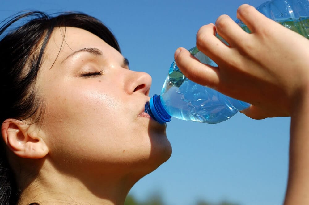 La Dieta degli 8 bicchieri d'acqua