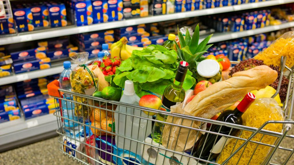 I 4 supermercati più economici dove fare la spesa: risparmi tantissimo | La classifica secondo Altroconsumo!