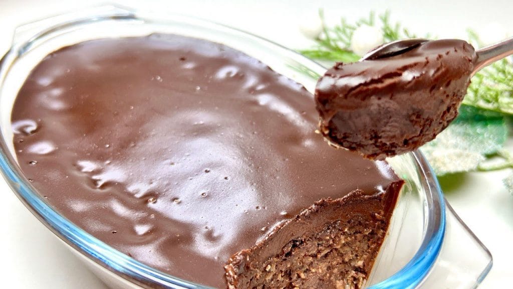 Dolce cremoso e dietetico? Ti bastano 3 ingredienti: cacao, banana e fiocchi d’avena! Solo 180 Kcal