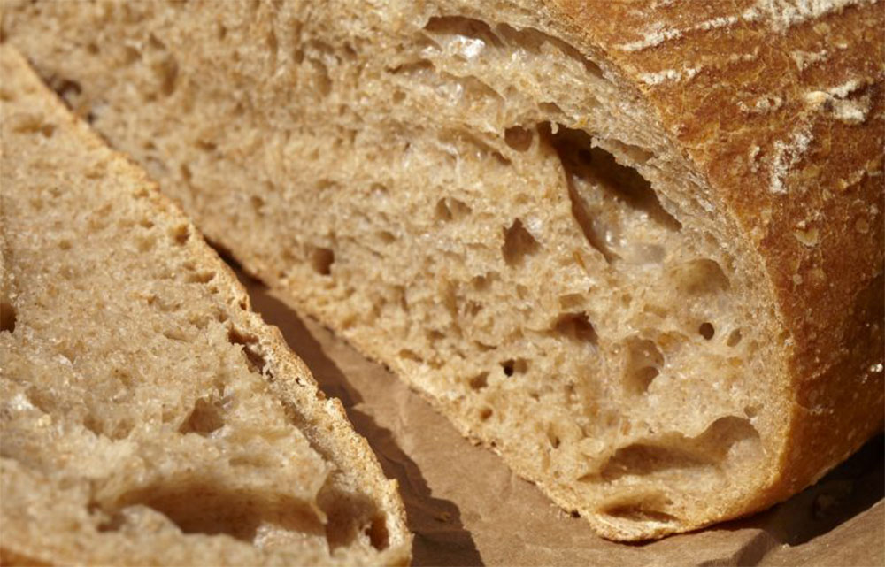 Pane integrale 100%, molto più buono e molto più sano. Ecco la ricetta per farlo in modo perfetto!