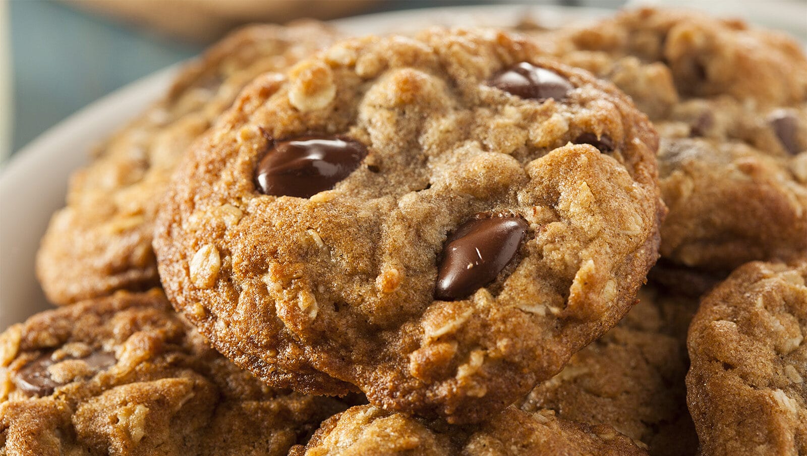 homemade-chocolate-chip-cookies-2