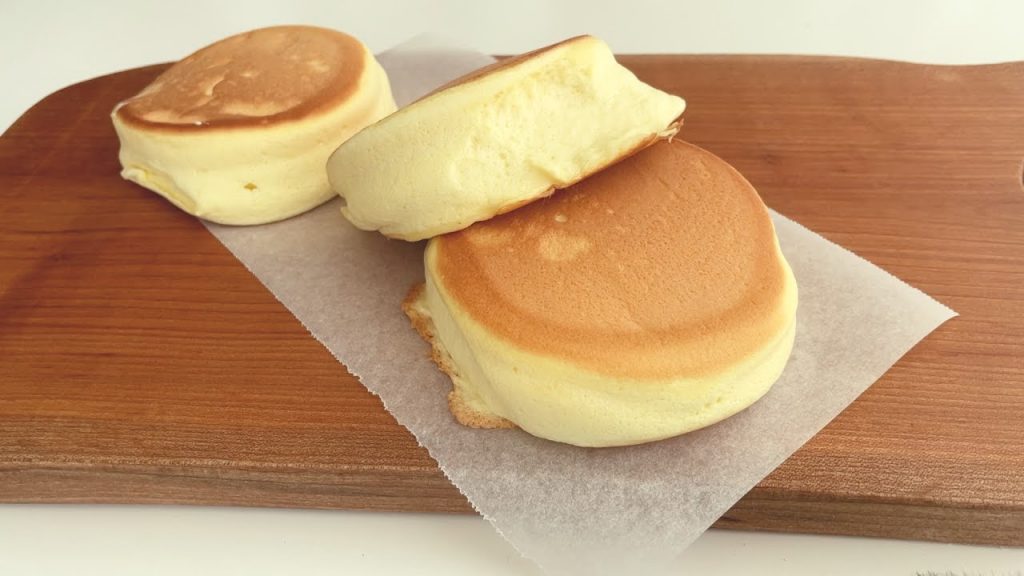 Pancake alti e perfetti? Allora dovete provare questi sono buonissimi e anche dietetici, solo 100 Kcal!