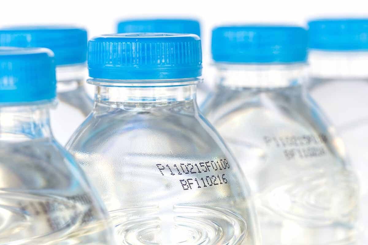 drinking-water-bottle-with-expiration-date-2