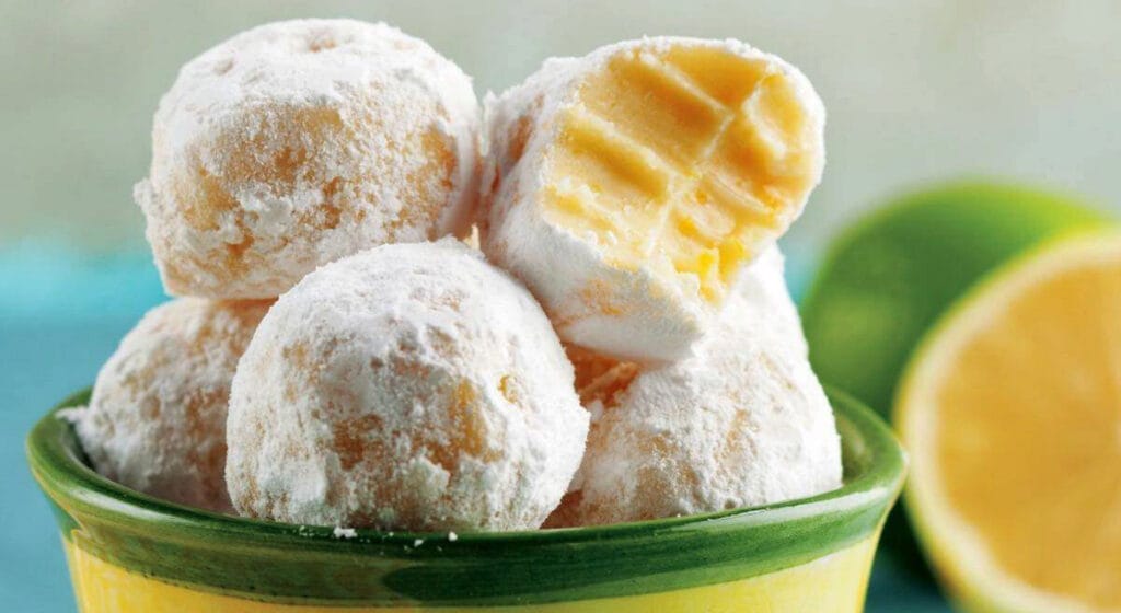 I limoncini, un dessert davvero goloso che si prepara in 5 minuti e hanno solo 29 calorie!